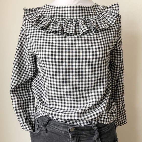 Zara Tops - ZARA WOMAN XS GINGHAM BLOUSE WOTH RUFFLE DETAIL